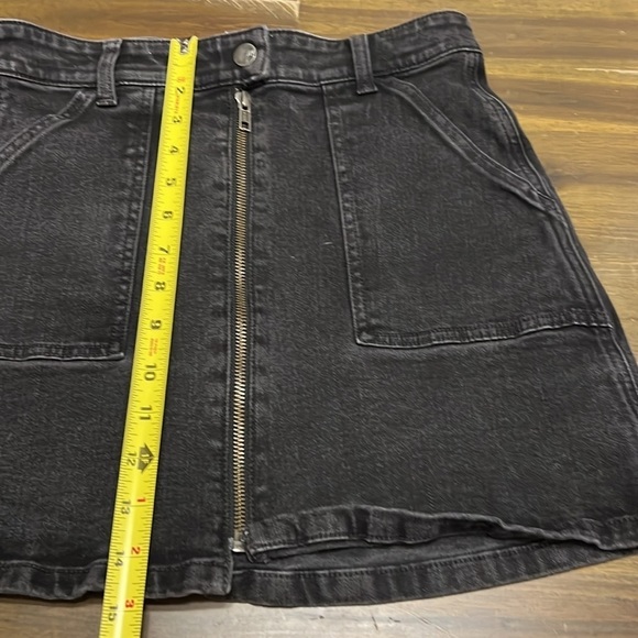 Madewell Denim MIni Skirt Black Frost Utility Jeans Front Zipper Pockets 27 - Picture 3 of 6